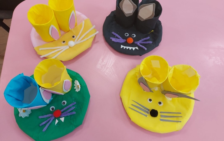 Atelier de confecționat suporturi pentru creioane